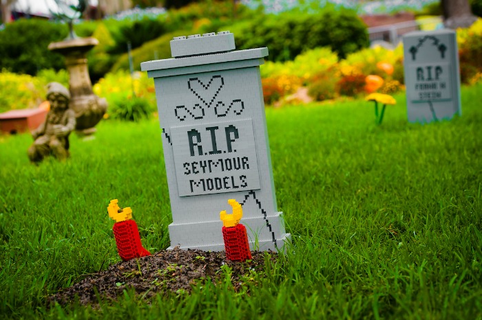 Brick or Treat Decorations at LEGOLAND Florida - credit Chip Litherland for LLF